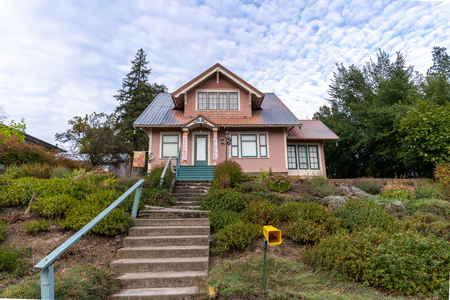Ole and Axel Bohman House [01]