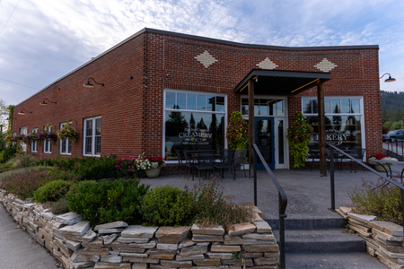 Pie Safe and Bakery [01]