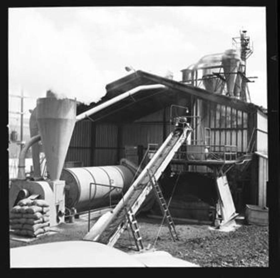 View of pelletizing  set-up for pea vine at the Lamb Weston Corporation in Weston, Oregon