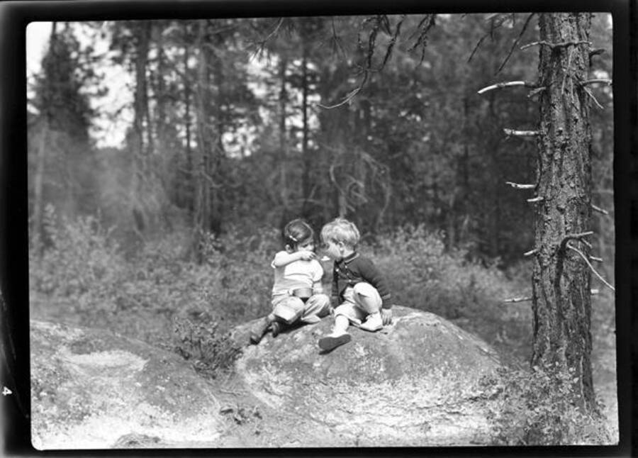 Picture of Kay and John Laughlin in forest