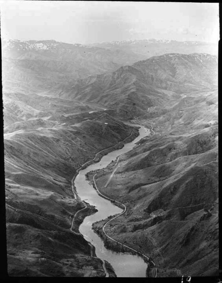 Image of unidentified river.