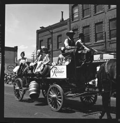 View of the Lewiston Centennial parade in 1961.
