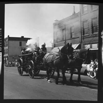 View of the Lewiston Centennial parade in 1961.