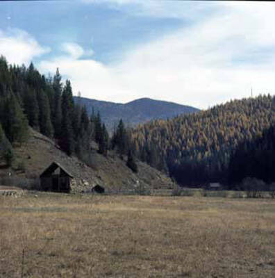 Image of unidentified mountains.