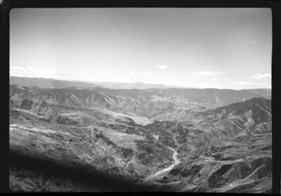 Aerial view of the Snake River with Pittsburg Landing in the distance.
