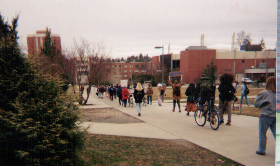 Protesters walking from the University of Idaho to the courthouse during the anti-war rally in 1998