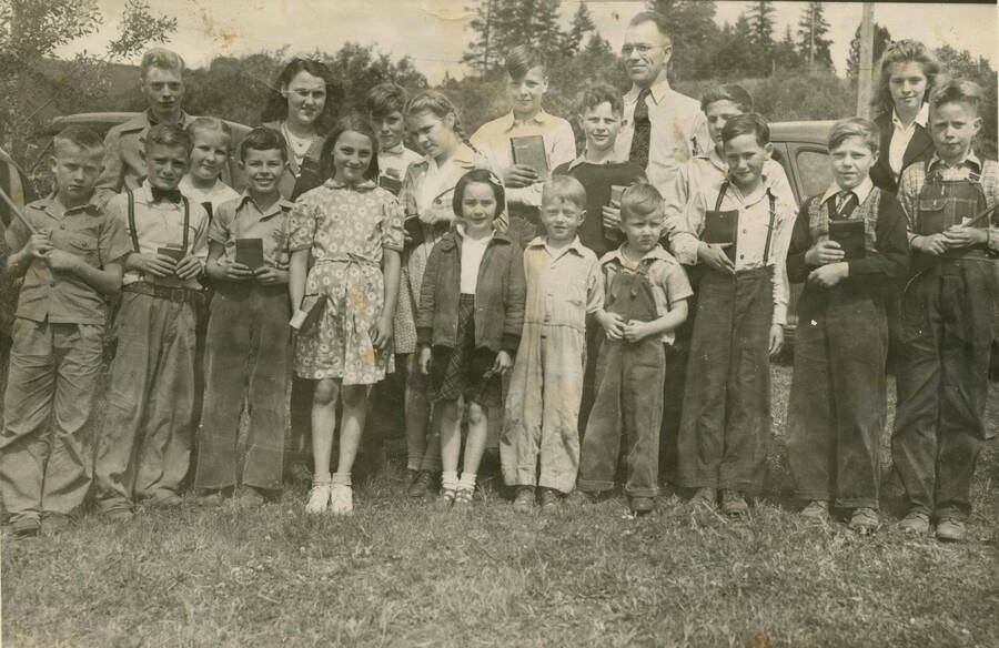 Schoolchildren of Rock Creek Bible School