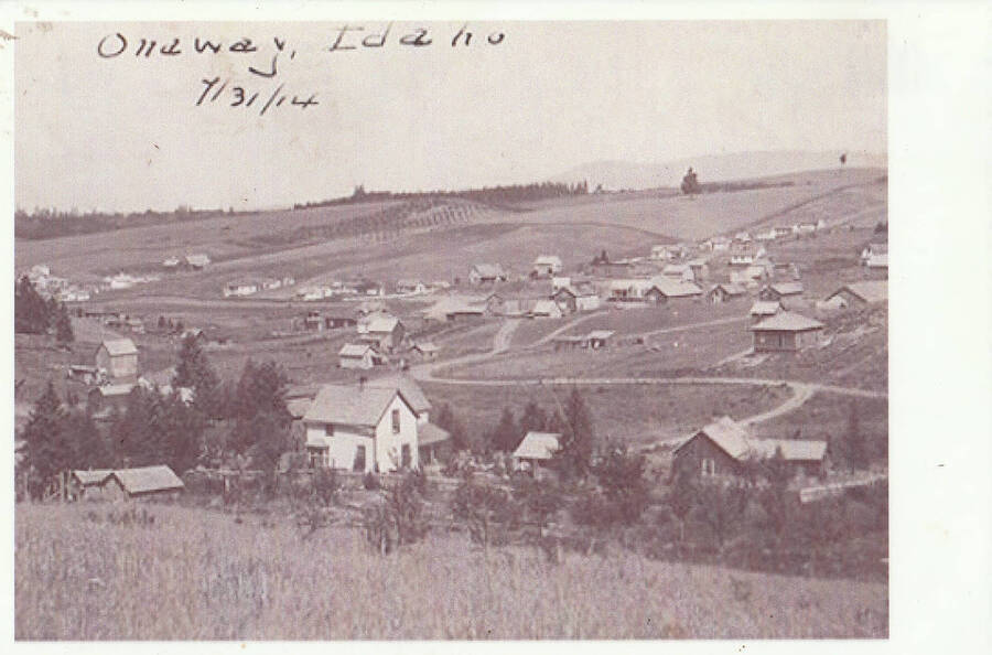 A photograph overlooking Onaway, Idaho. A note on the photograph labels it as July 31 1914.