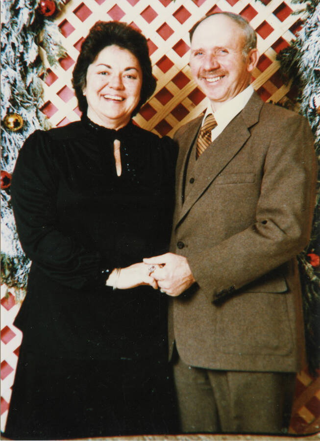 Photo of Ronald and Janie (Gibson) Nirk