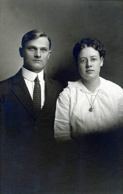 Christmas portrait for Emma Bysegger from Charlie and Rose