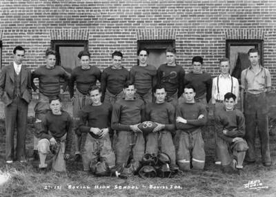 The Bovill High School football team.