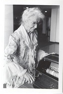 Agnes Healy JONES (b. 1890)