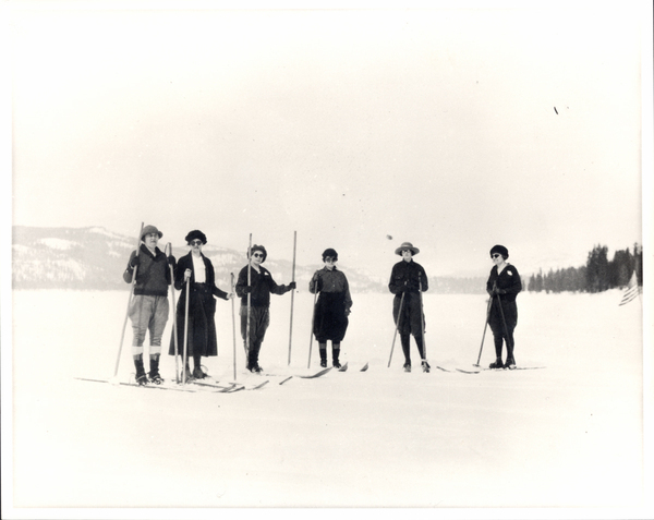 Six women skiers on Payette lake