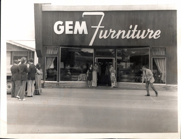 McCall’s Gem Furniture (now Krahn’s). Image contains the text: "GEM Furniture"