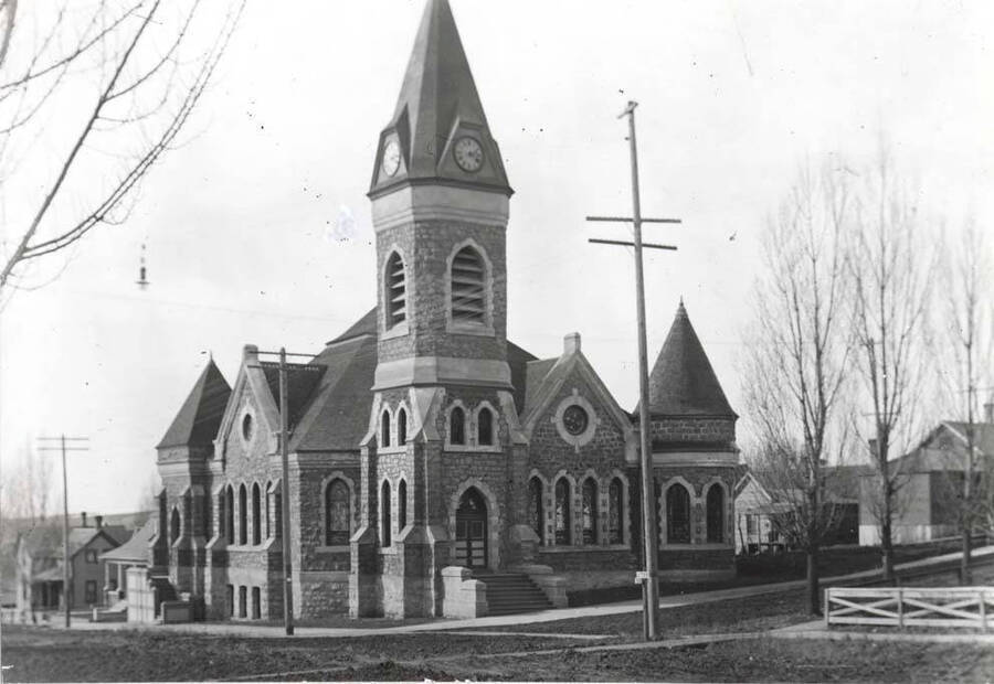 Built in 1903 at the northwest corner of Third and Adams streets. Later an extension was built on the west end of the church. Still occupied by the Methodists as of 1977.