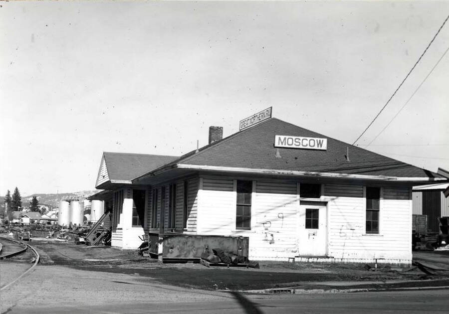 Spokane & Inland Electric Railroad depot when electric trains were discontinued and taken over by the Great Northern Railroad Company. Depot discontinued, now part of the Burlington Northern [Railroad], 1974.