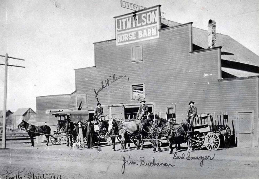 J.T. Wilson horse barn, north side of Sixth Street at northeast corner of Almon and Sixth streets. Picture taken 1910. Later known as the Jabbora barn. Built in the 1890s.
