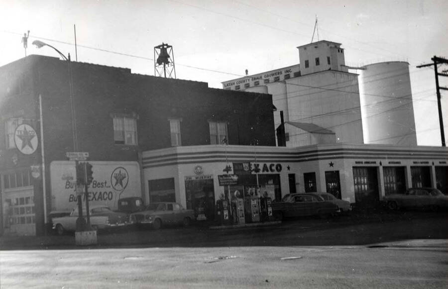 Southwest corner of Sixth and Main streets. Jim Murphy, Texaco service station. 1950s.
