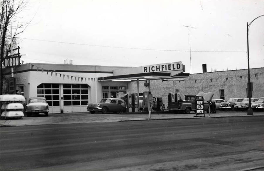 West side of Main Street between First and A streets. Richfield service station in the 1950s.