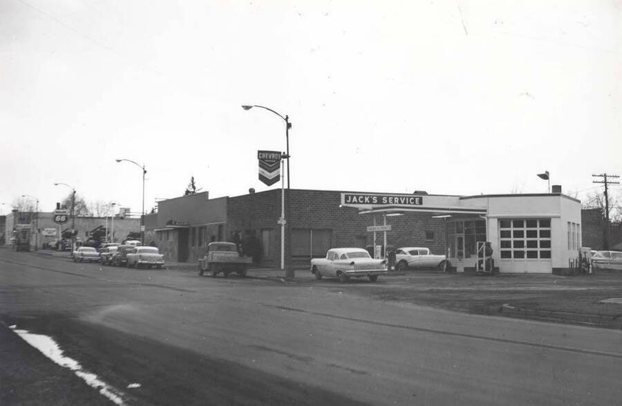 Southwest corner of B and Main streets. Chevron service station. Jack Wren leasee about the 1950s.