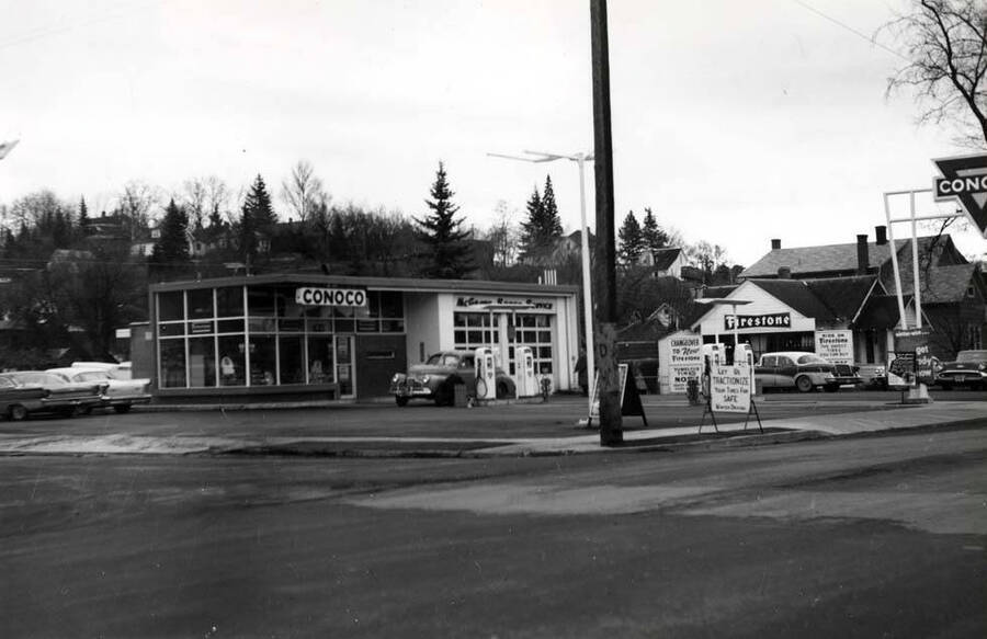 Southeast corner of D and Main streets. Conoco service station about the 1950s.