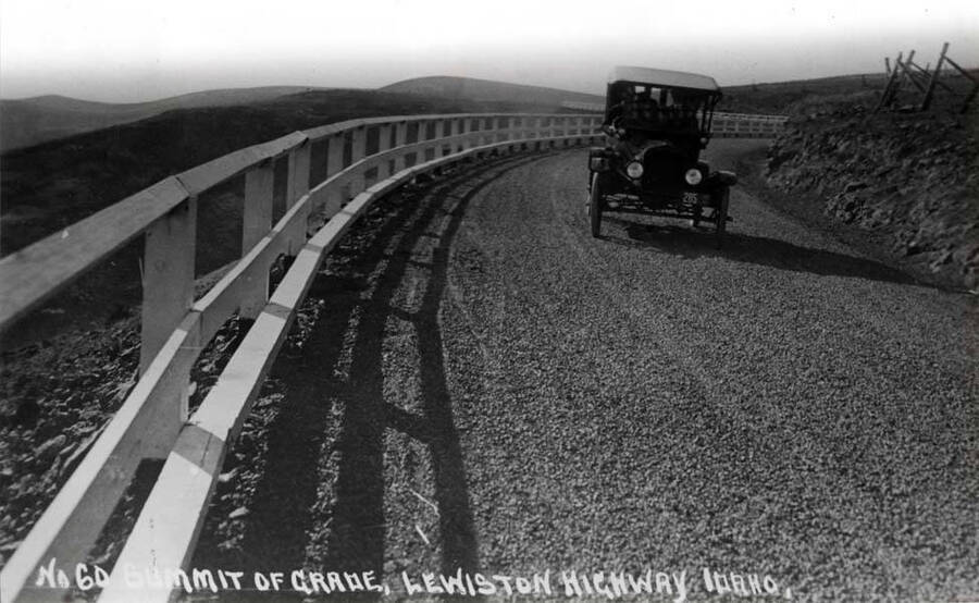 [Wording on photo]: No. 60 Summit of Grade, Lewiston Highway Idaho.