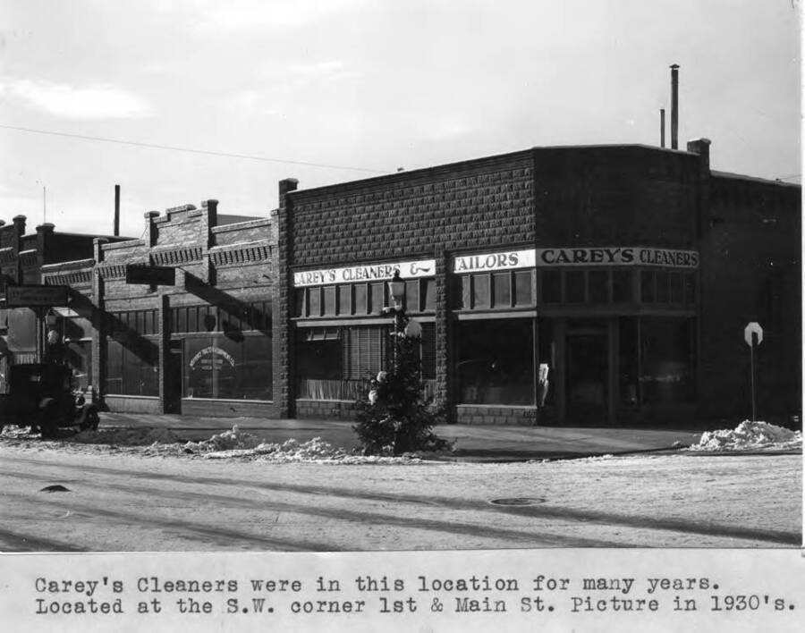 Located at the southwest corner of First and Main streets. Picture in 1930s.