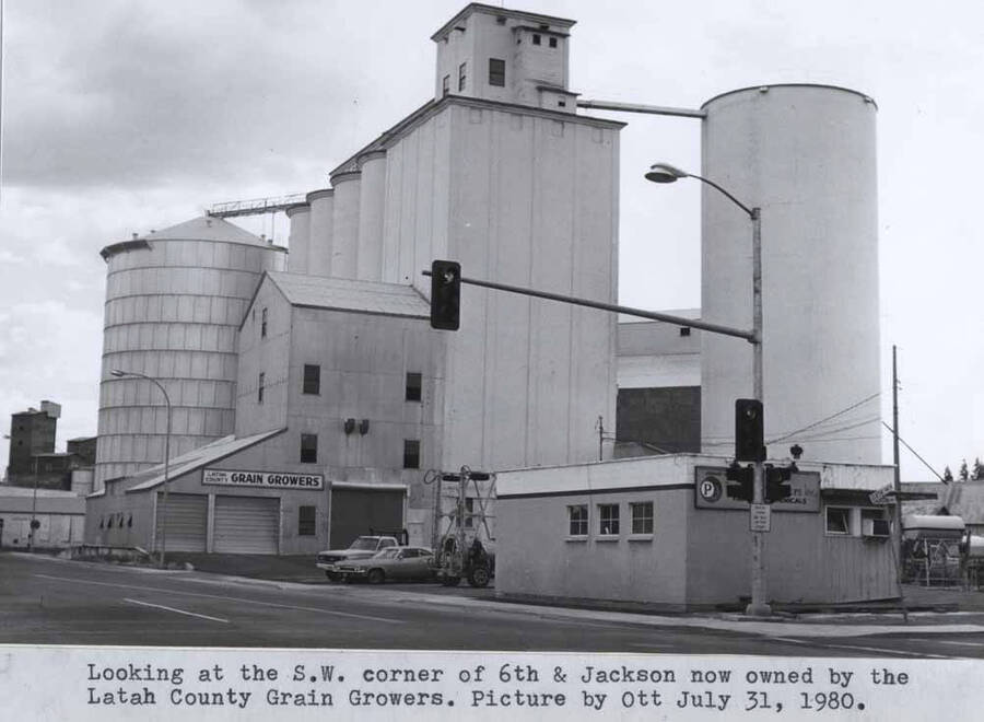 Now owned by the Latah County Grain Growers. Picture by Clifford M. Ott, July 31, 1980.