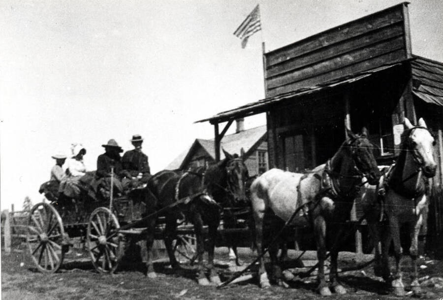 Loaded and ready to leave Park, Idaho. Late 1890s or early 1900s.