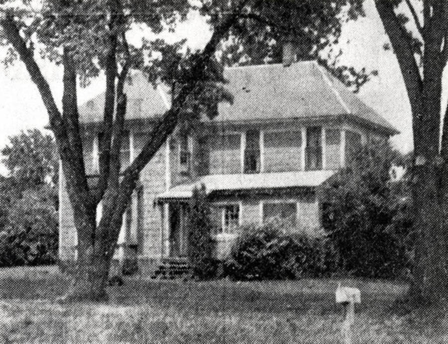Photo of newspaper photo and caption: Early Home - Alphous Jones, who was one of the first settlers of the Palouse River Valley, constructed this home in 1883-84 in the community of Starner, now called Hampton. The first post office was located in Starner, but it was moved to Princeton, a half mile further east. The home is now owned by Zelma Layton, great-granddaughter of Jones.