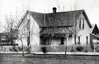 Gustaf Johnson residence built about 1882 on the north side of Sixth Street between Washington and Jefferson streets east of the alley. First Lutheran Church was organized here in 1884.