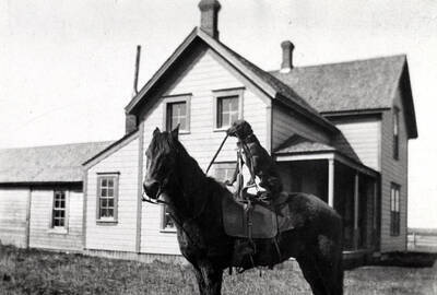 Summerfield farm is located in Township 39, Range 5 W. with 80 acres in the S.E. Sect. 4 and 80 acres in the N.E. Sect. 9. Location is east of Moscow Mountain Road and south of the hill road to the Robinson Lake area. Above [90-7-137] house was an addition to the original house shown in the top [90-7-136] picture.