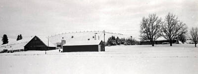 January 10, 1987. Farm was homesteaded by Asbury A. Lieuallen in 1871, the first in the county. In 1890 Lieuallen sold to Charles J. Munson who named it Cozy Cove.