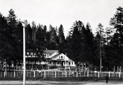 From the panoramic picture taken May 23, 1913.