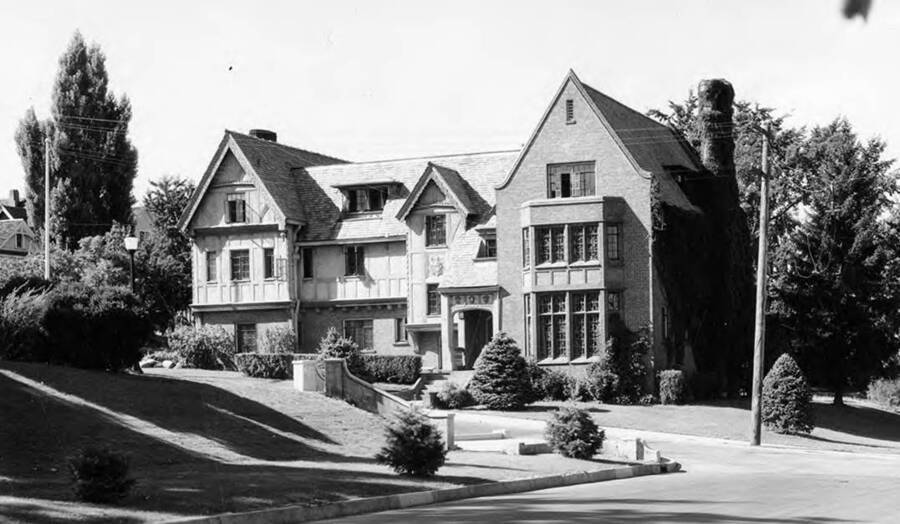 Phi Gamma Delta house on the northwest corner of University Avenue and Elm Street.