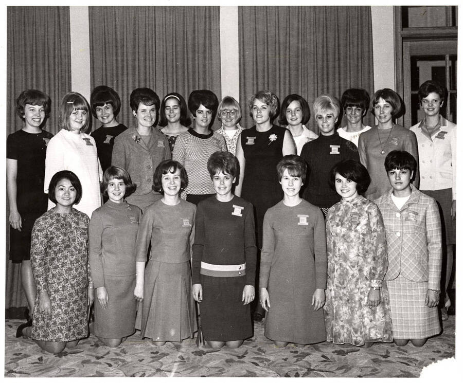 The freshman recipients of Mary Hall Niccolls scholarships pose for a group photo. Individuals identified as listed. Front row (left to right): Hiroko Hayashi, Katherine Kinsey, Christine Erne, Janet Sue Peterson, Linda Gibbs, Linda Quigley, Mary Ellen Nichols. Center Row (left to right): Ann Dillard, Janet Perecz, Carolyn Wookey, Elizabeth Massing, Noreen Christensen, Mary Louise Dahmen. Back Row (left to right): Cora Ziegler, Janne Auger, Katherine Rucker, Margaret Anderson, Susan Songterath, Kathy Strickland, Patricia Johnson.