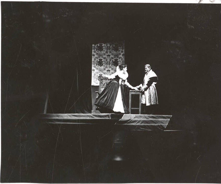 Karen Hurdstrom and Paul Matthews perform a scene during Idaho drama's production of "Mary of Scotland."