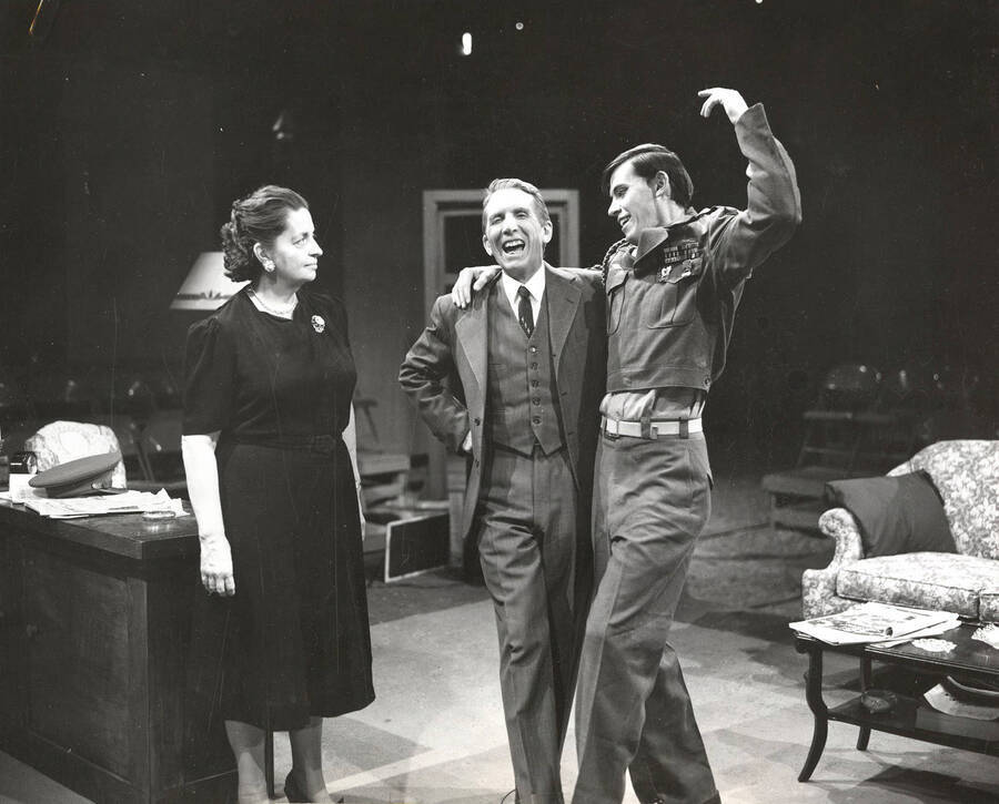 Georgette Amos performing as mother, Bill Byrd as her husband and Walter Brennan as her son.