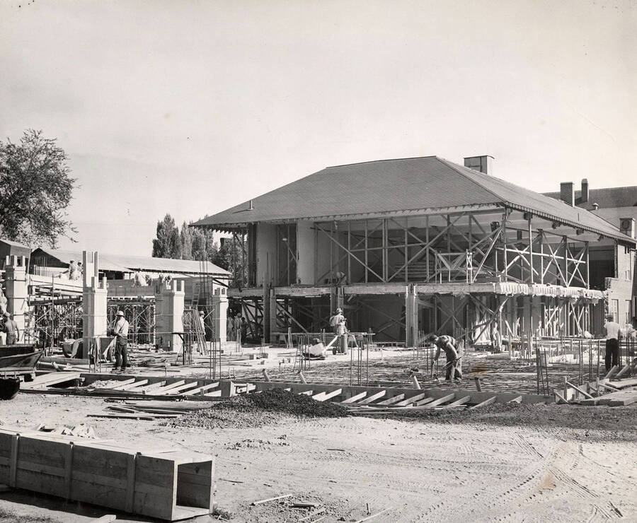 Construction workers work on the 1950 addition to the Student Union Building.