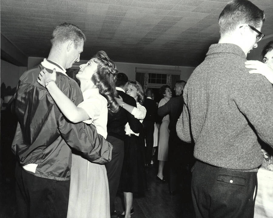 Couples dance at the Alpha Phi Nickel Hop.