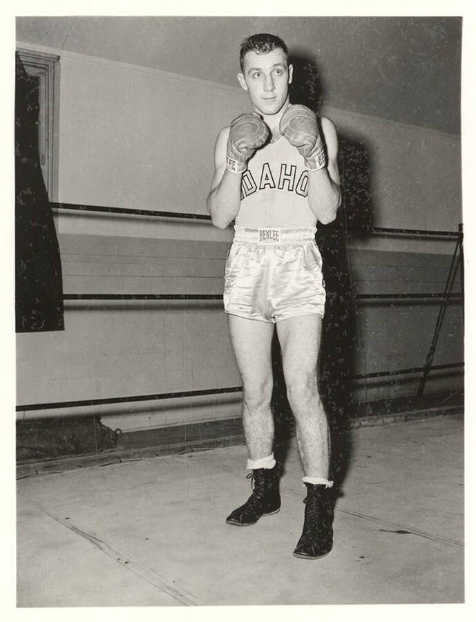 Idaho boxer Harvey Mutch exhibits his stance for his individual photograph.