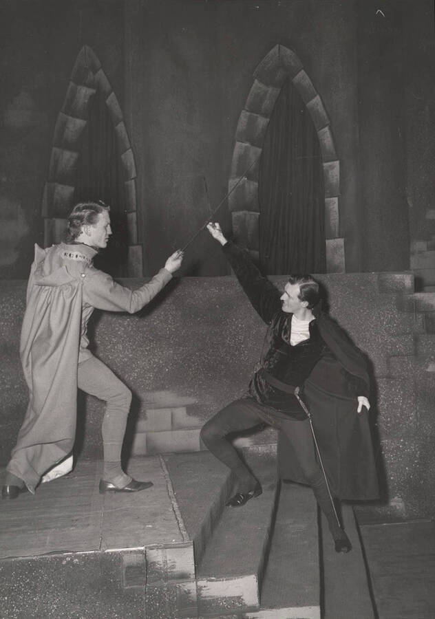 Tom Wright (left) as Laertes and Fred Burton as Hamlet in the drama production of 'Hamlet.'
