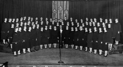 A picture of the Vandaleers first appearance .