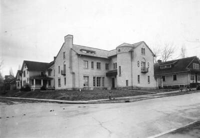 Kappa Alpha Theta house on the southwest corner of University and Deakin Avenues.