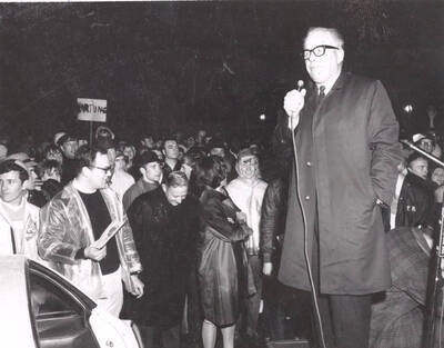 Dick Smith, outgoing president of the Board of Regents, speaks at the Hartung support rally.