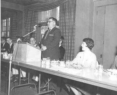 Gale Mix speaks to attendees of the 37th National Convention of the Intercollegiate Knights, a national honorary service organization.