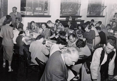 Students register for classes in the Administration Building library.