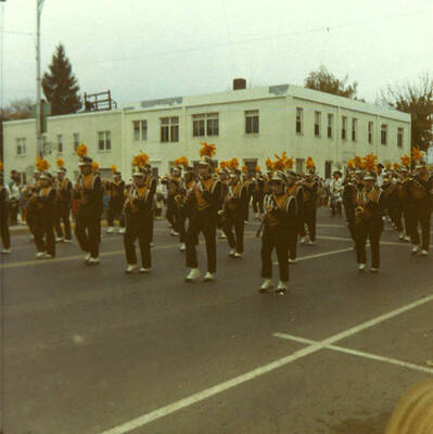 Marching band in the  Homecoming parade [01]