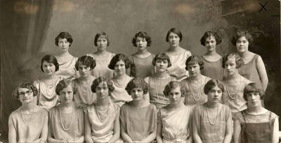 Identification from top left-right: Phyllis Palmer, Gertrude Baken, Mary Ramstedt, Alice Ross, Fern Cranston Anderson, Ruth Wolf, Pearl Cordray, Lorraine Terry, Beryl Rodgers, Gertrude Fleming, Helen Lommasson, Mildred Stockton, Maybelle Marie Gehrke, Ellen Ostroot, Florence Oberg, Helen Forsythe, Opal I. Hunt, Marlys Shirk, and Florence Shelby.