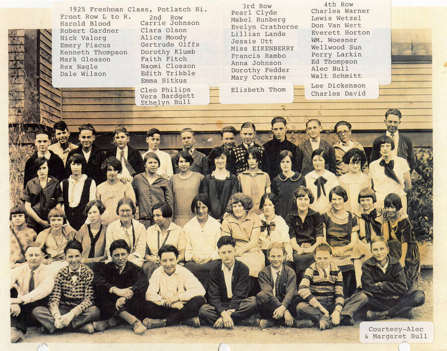 A photograph of Potlatch High School's freshman class in 1925 along with a list of their names.